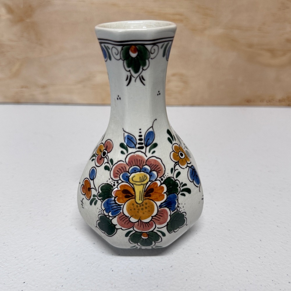 Royal Goedewaagen Bud Vase Hanp-painted White Delft Polychroom Floral Holland